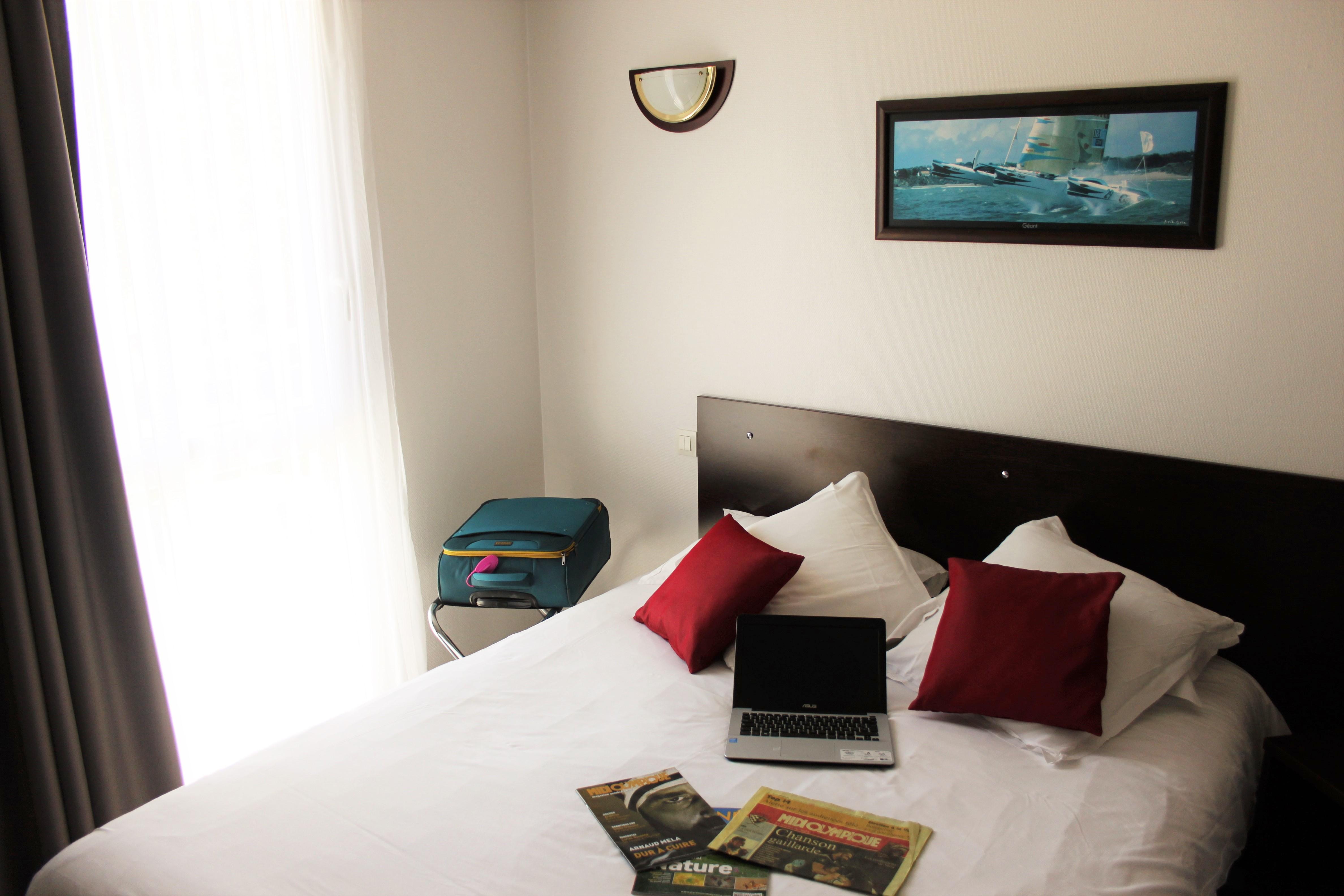 Comfort Suites Pau Идрон Экстерьер фото