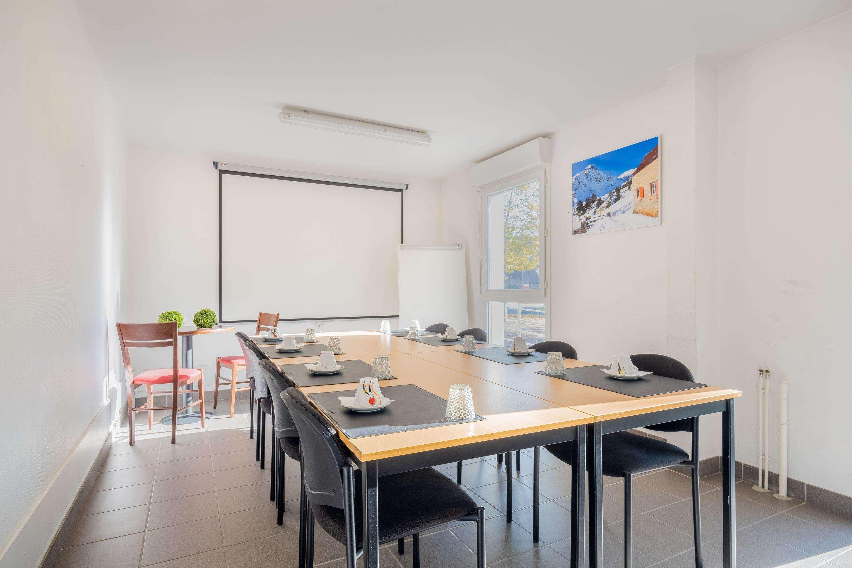 Comfort Suites Pau Идрон Экстерьер фото