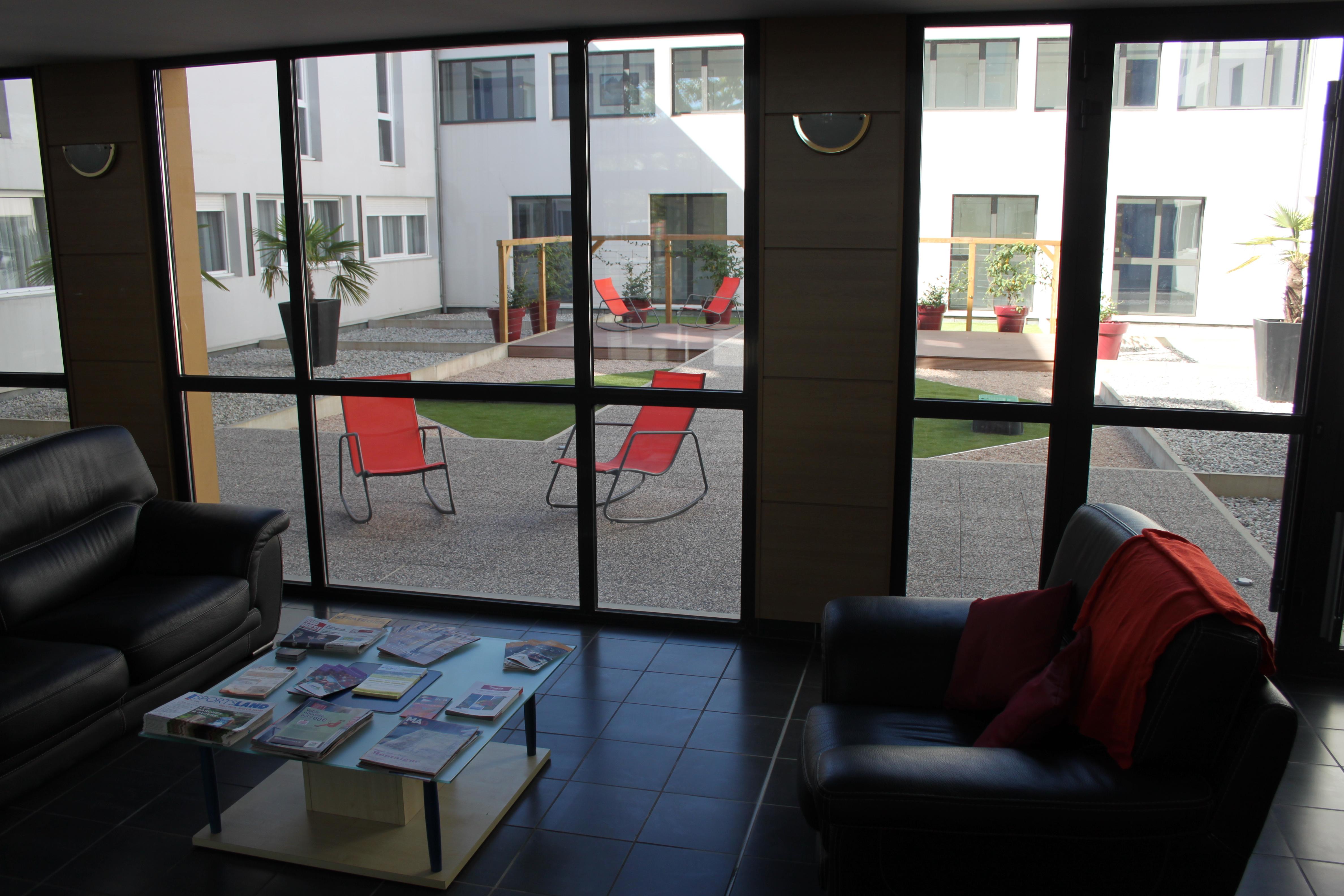 Comfort Suites Pau Идрон Экстерьер фото