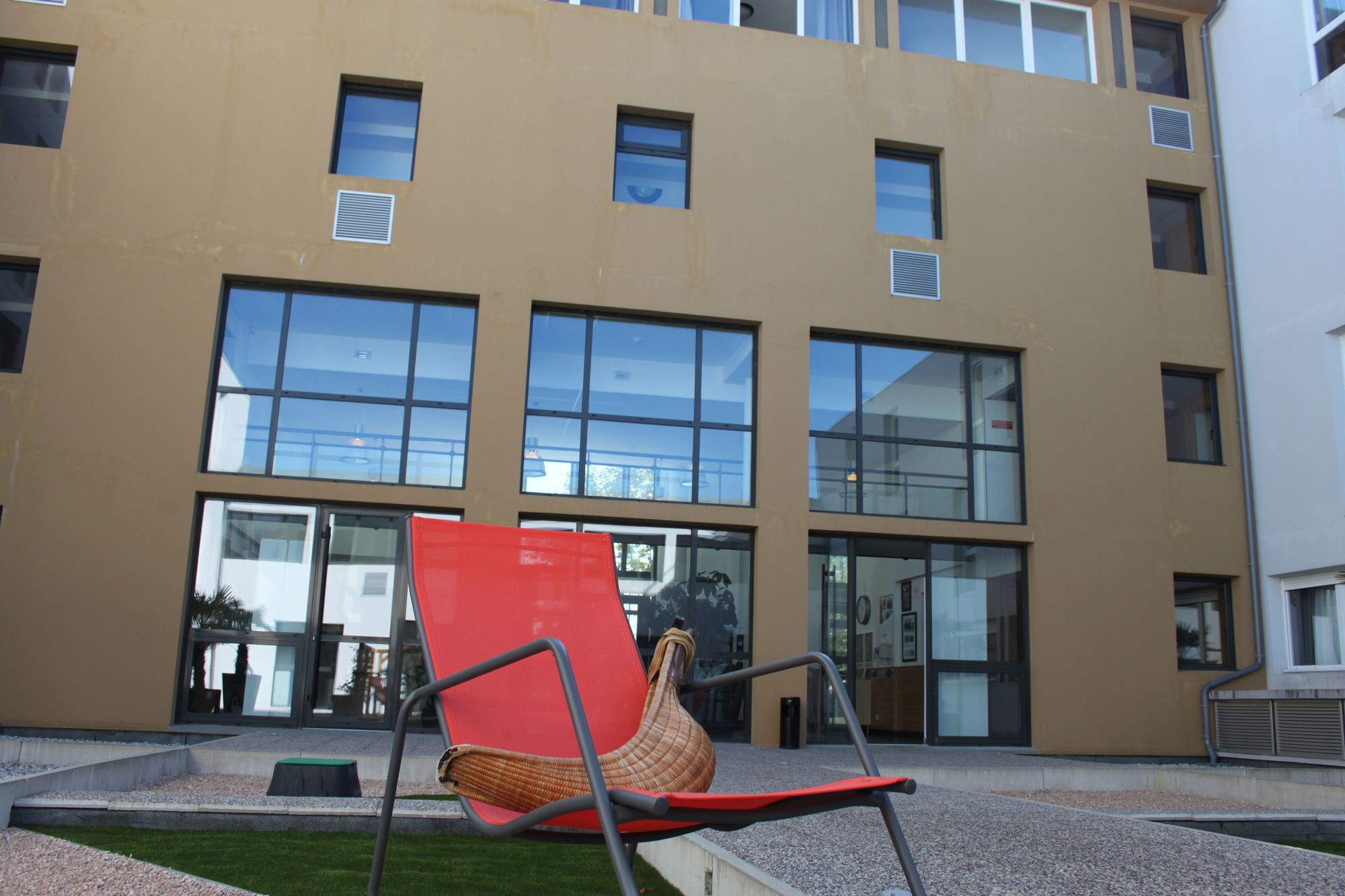 Comfort Suites Pau Идрон Экстерьер фото