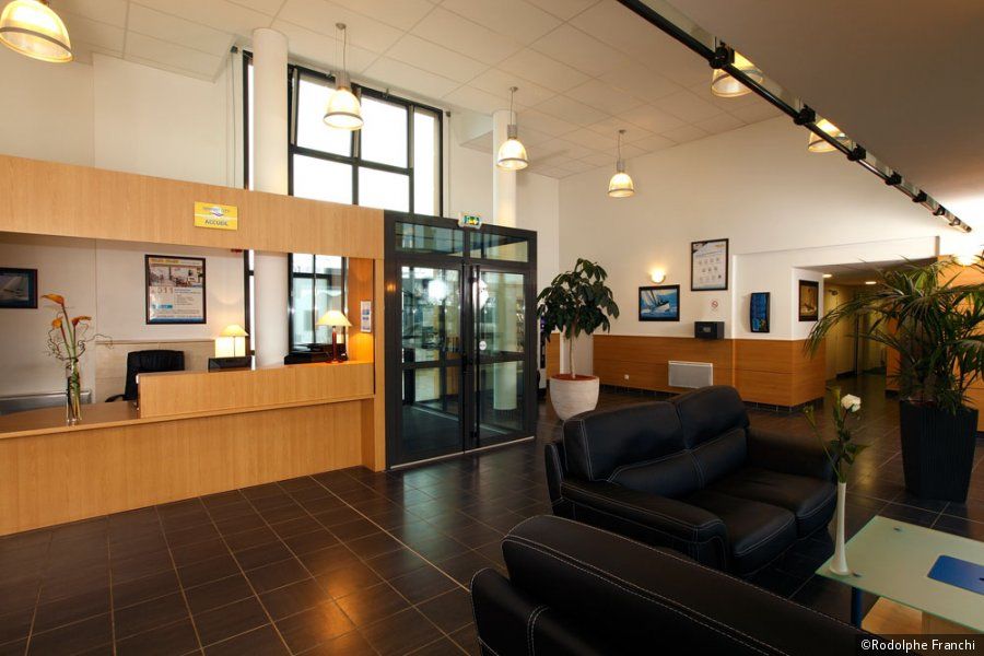Comfort Suites Pau Идрон Экстерьер фото