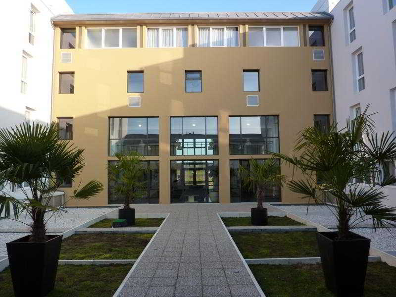 Comfort Suites Pau Идрон Экстерьер фото