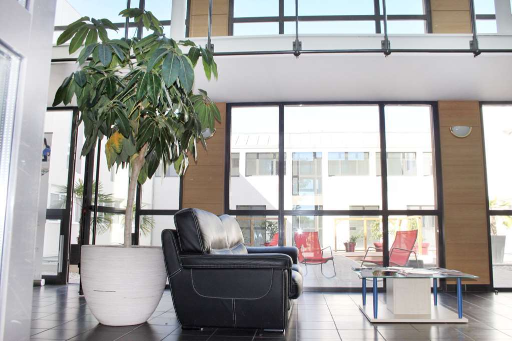 Comfort Suites Pau Идрон Экстерьер фото
